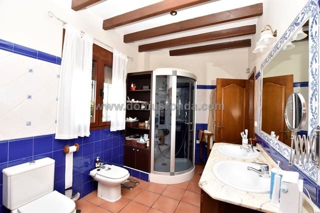 5 bedroom Villa for sale in Ronda with pool garage - € 900,000 (Ref: 7770517)
