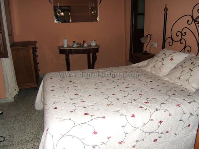3 slaapkamer Villa te koop in Ronda - € 250.000 (Ref: 7856478)