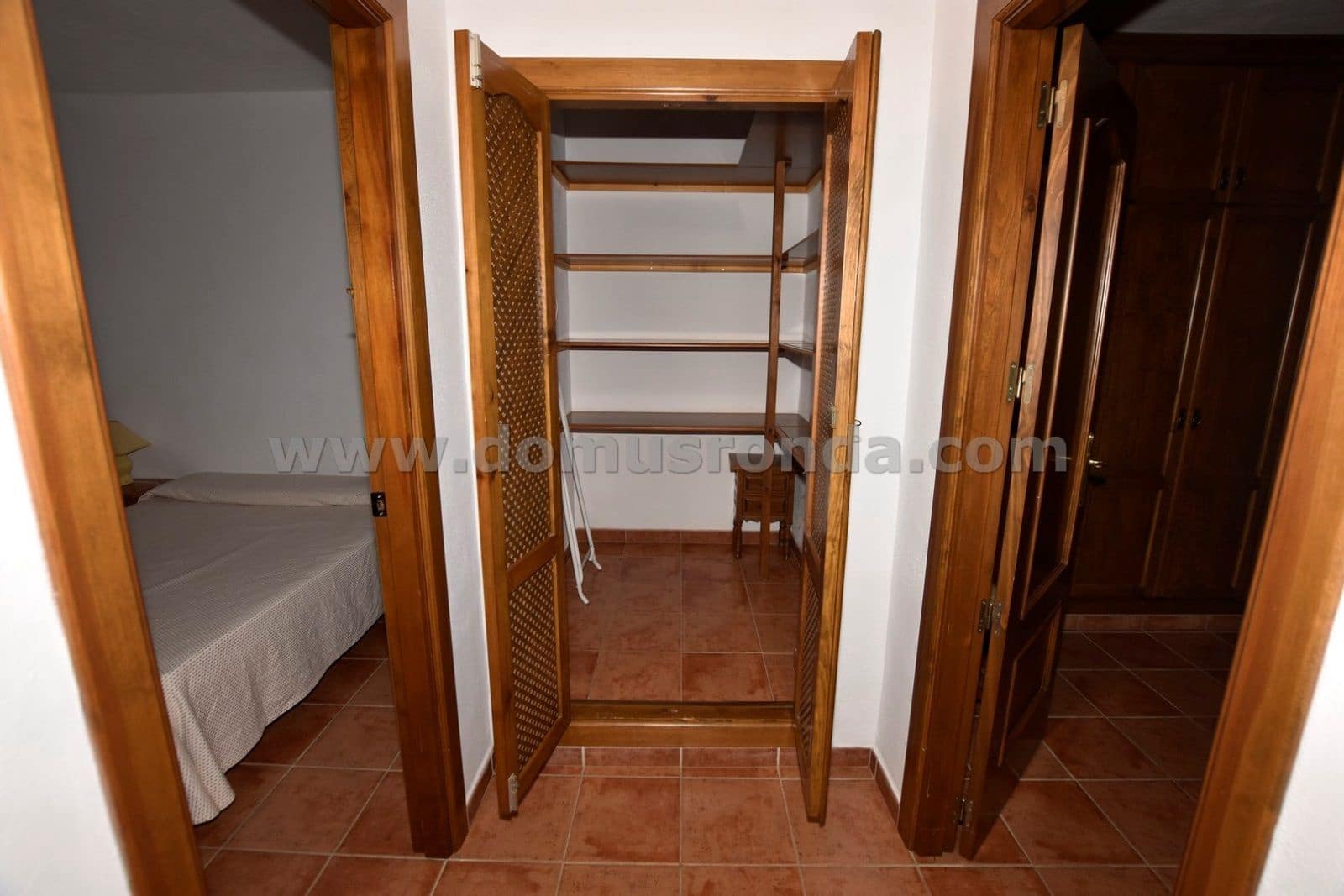 2 soveværelse Villa til salg i Ronda med swimmingpool garage - € 420.000 (Ref: 7875601)