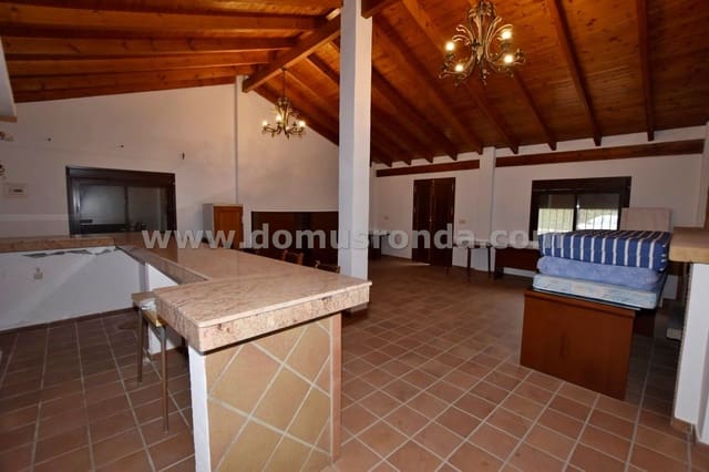 2 soveværelse Villa til salg i Ronda med swimmingpool garage - € 420.000 (Ref: 7875601)