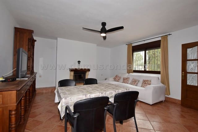 2 soveværelse Villa til salg i Ronda med swimmingpool garage - € 420.000 (Ref: 7875601)