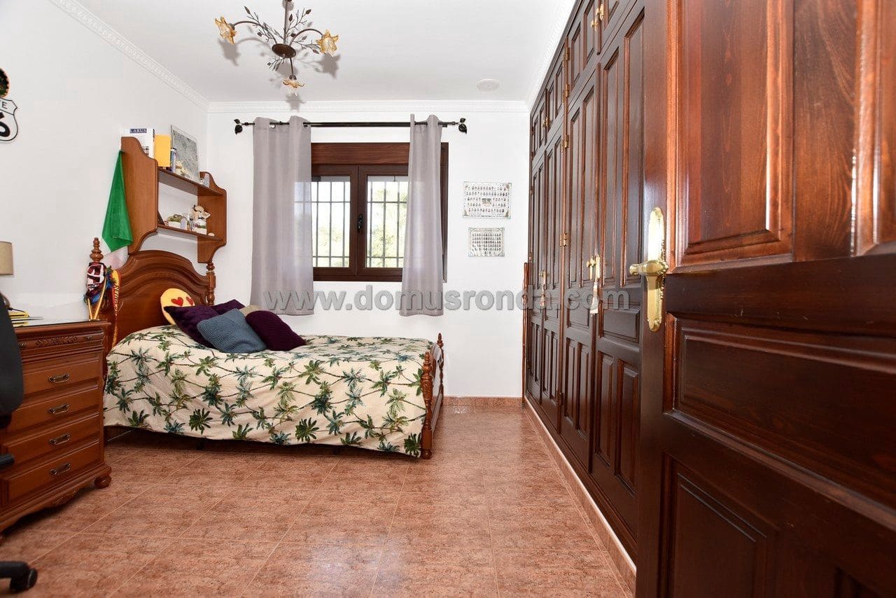 4 soveværelse Villa til salg i Ronda - € 699.000 (Ref: 7882134)