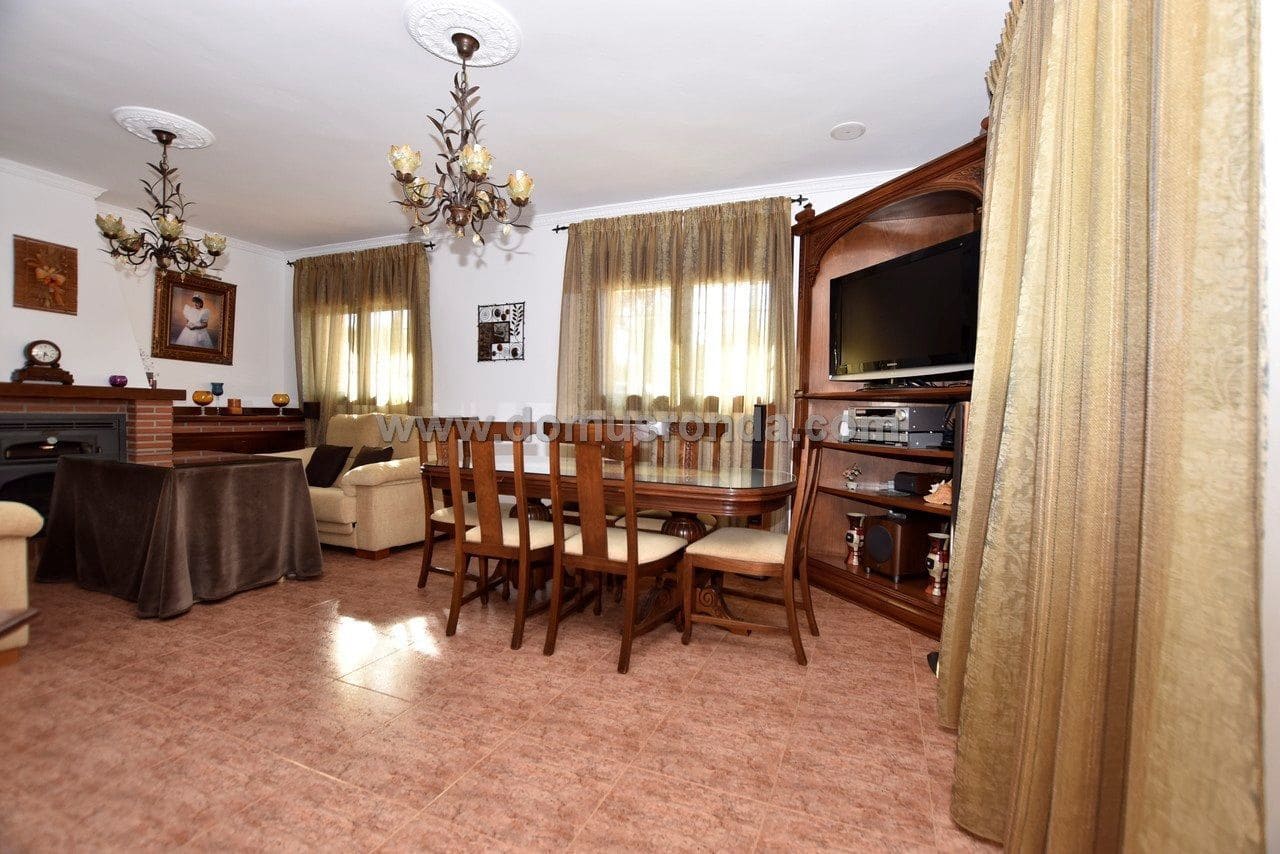 4 soveværelse Villa til salg i Ronda - € 699.000 (Ref: 7882134)