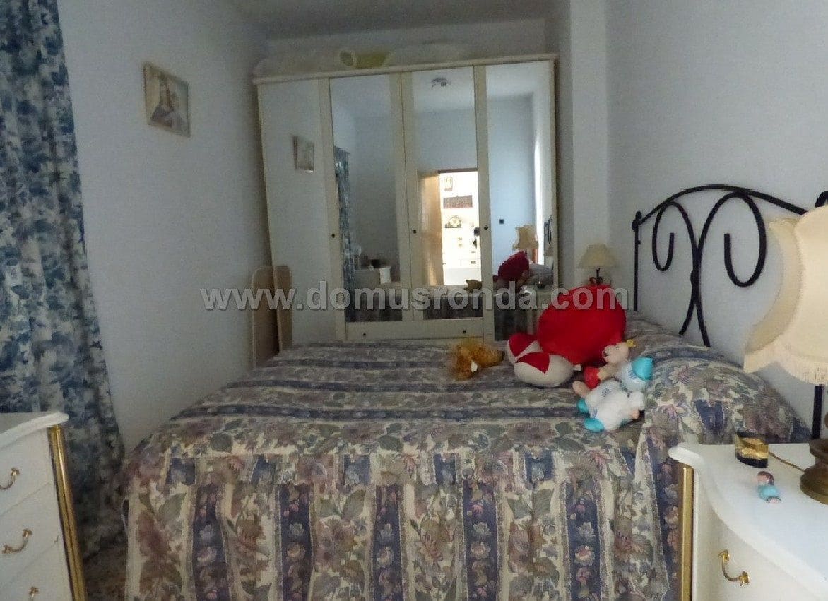 5 bedroom Villa for sale in Ronda - € 480,000 (Ref: 7882135)