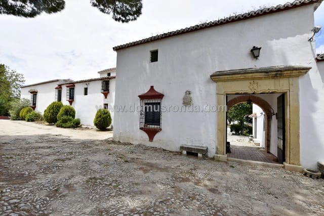 8 soveværelse Villa til salg i Ronda med swimmingpool garage - € 2.600.000 (Ref: 7882136)