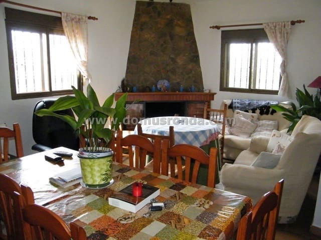 Chalet de 5 habitaciones en Ronda en venta con piscina garaje - 750.000 € (Ref: 7886770)