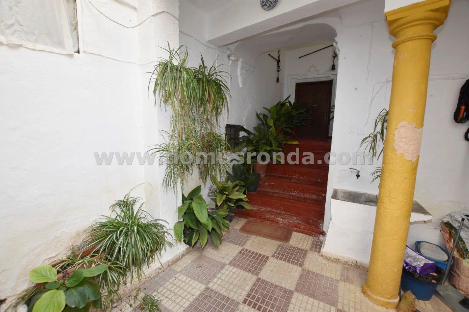 11 slaapkamer Villa te koop in Ronda - € 160.000 (Ref: 7897328)