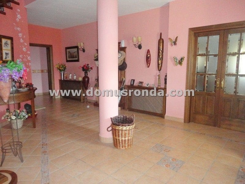 6 sypialnia Willa na sprzedaż w Ronda z basenem garażem - 1 650 000 € (Ref: 7950250)