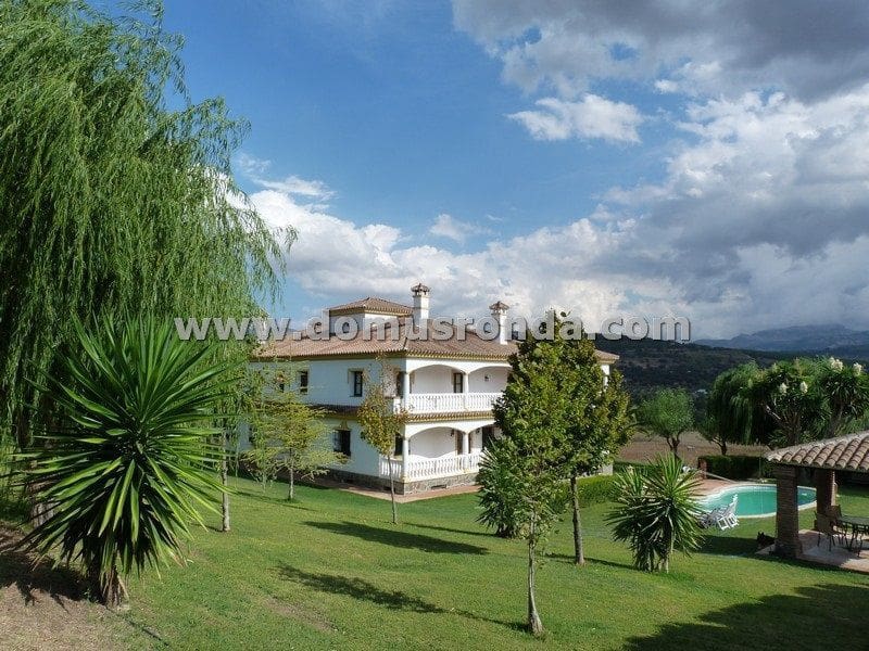 6 sypialnia Willa na sprzedaż w Ronda z basenem garażem - 1 650 000 € (Ref: 7950250)