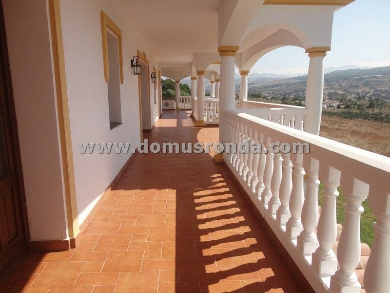 6 sypialnia Willa na sprzedaż w Ronda z basenem garażem - 1 650 000 € (Ref: 7950250)