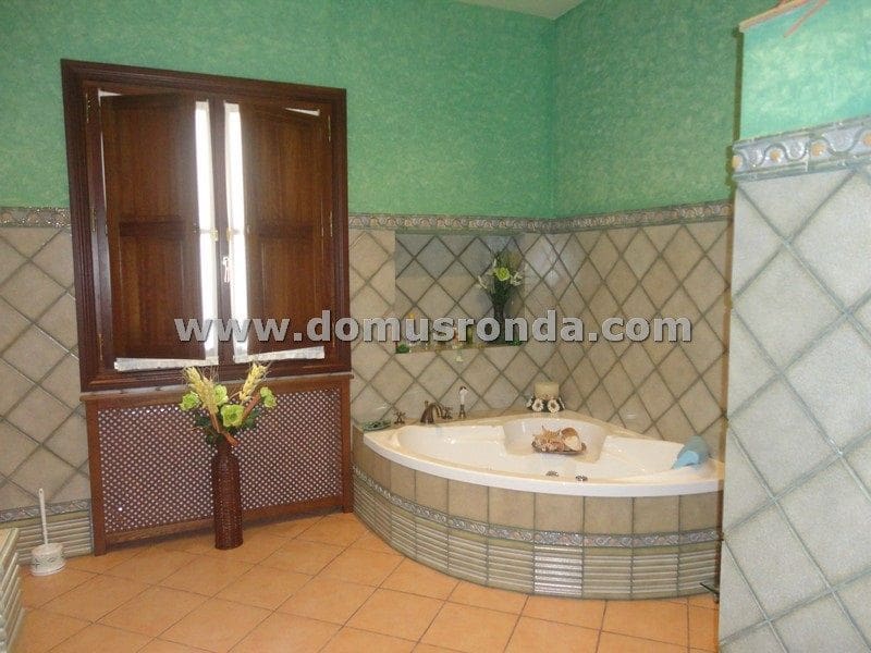 6 sypialnia Willa na sprzedaż w Ronda z basenem garażem - 1 650 000 € (Ref: 7950250)