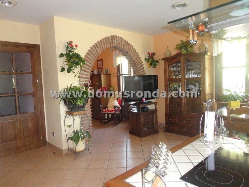 6 sypialnia Willa na sprzedaż w Ronda z basenem garażem - 1 650 000 € (Ref: 7950250)