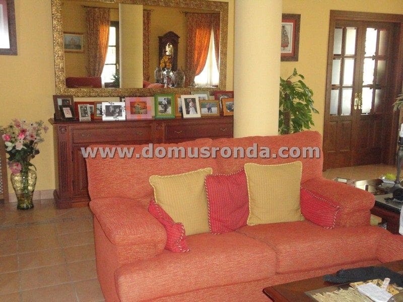 6 sypialnia Willa na sprzedaż w Ronda z basenem garażem - 1 650 000 € (Ref: 7950250)