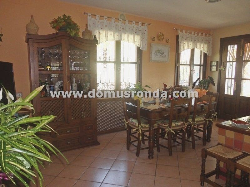 6 sypialnia Willa na sprzedaż w Ronda z basenem garażem - 1 650 000 € (Ref: 7950250)