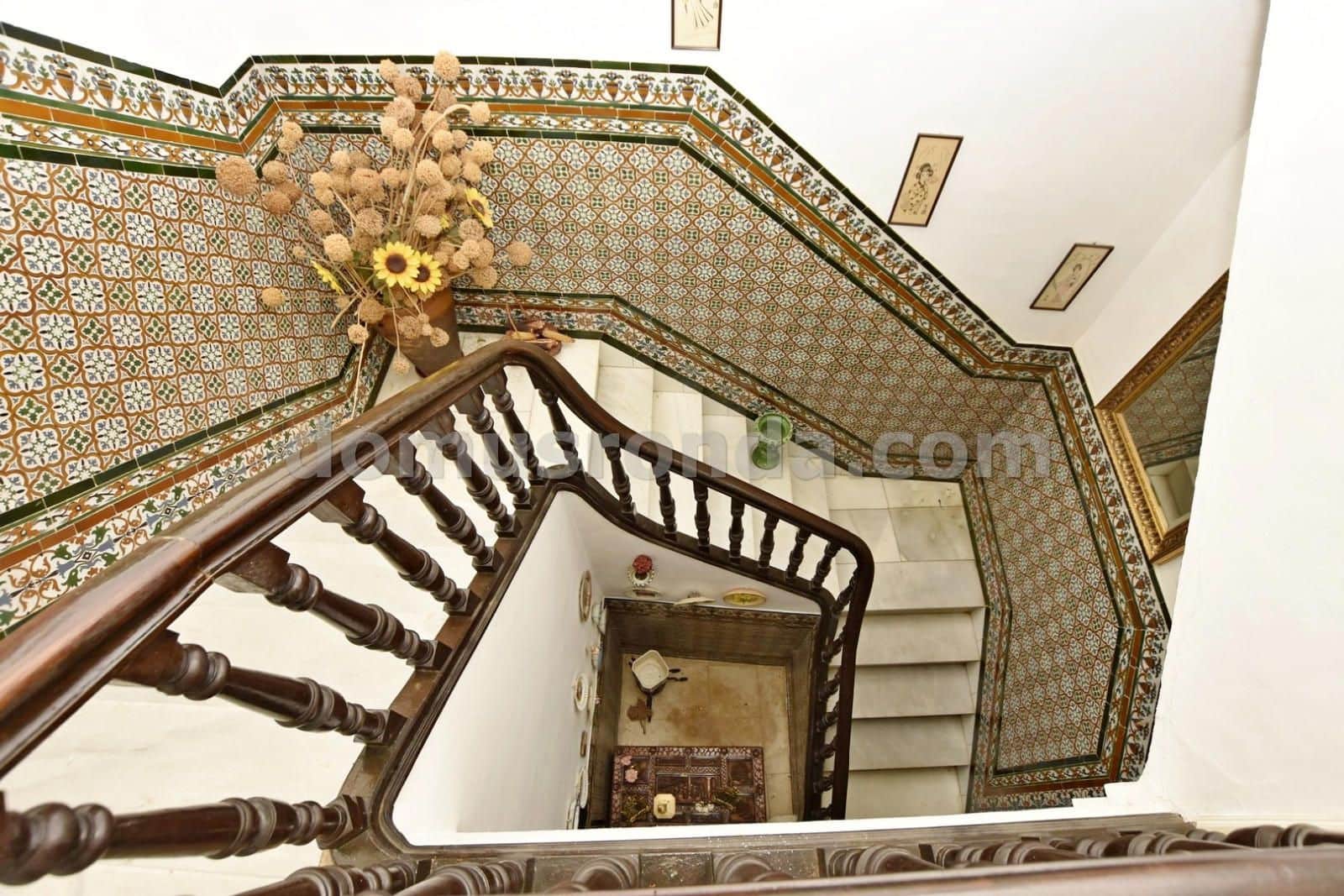 5 soveværelse Villa til salg i Arriate - € 145.000 (Ref: 8096883)