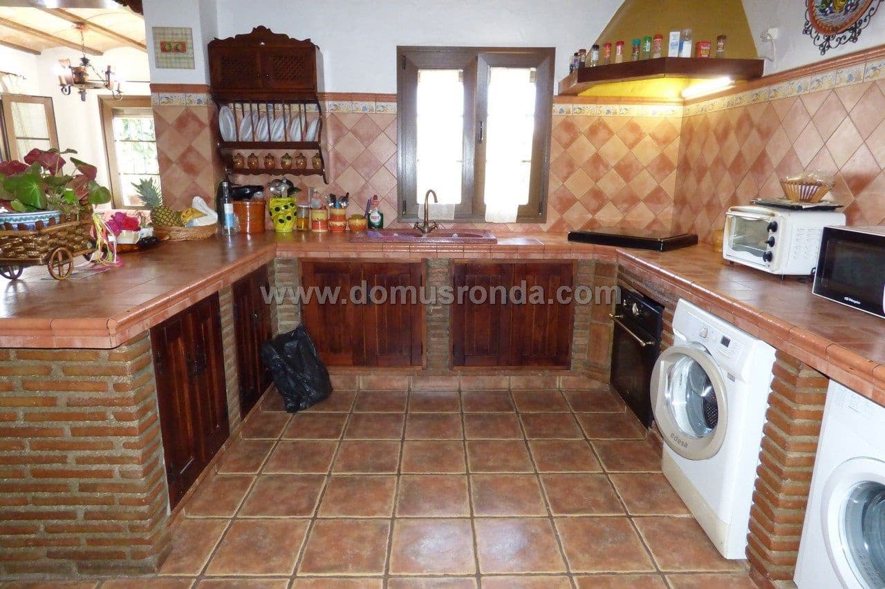 4 sypialnia Willa na sprzedaż w Ronda - 280 000 € (Ref: 8107449)