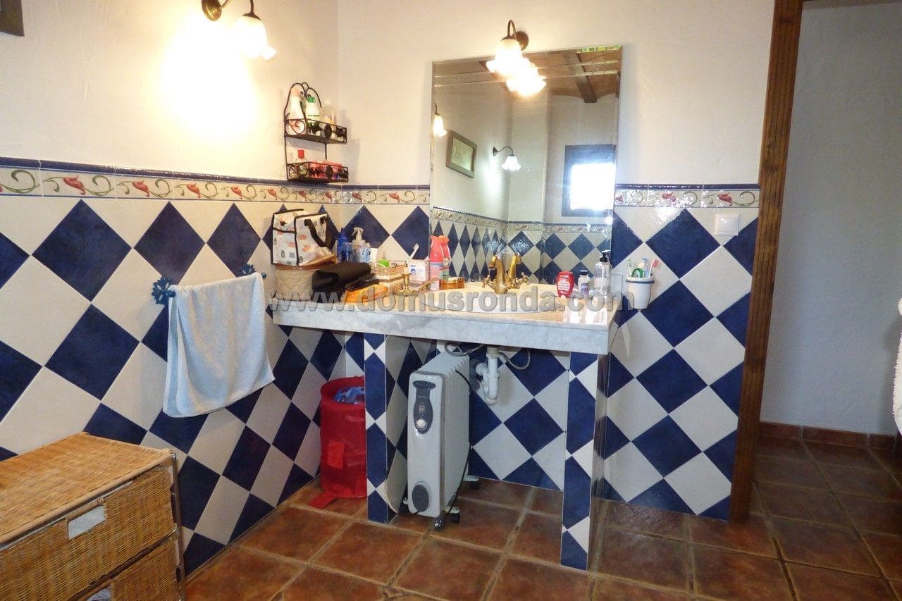 4 sypialnia Willa na sprzedaż w Ronda - 280 000 € (Ref: 8107449)