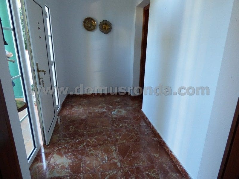 4 soverom Villa til salgs i Ronda med svømmebasseng garasje - € 475 000 (Ref: 8123047)