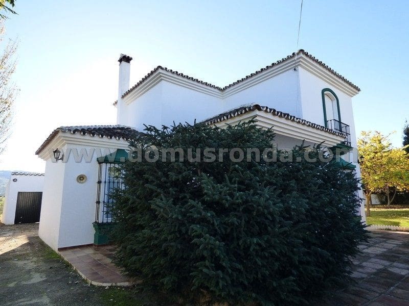4 soverom Villa til salgs i Ronda med svømmebasseng garasje - € 475 000 (Ref: 8123047)