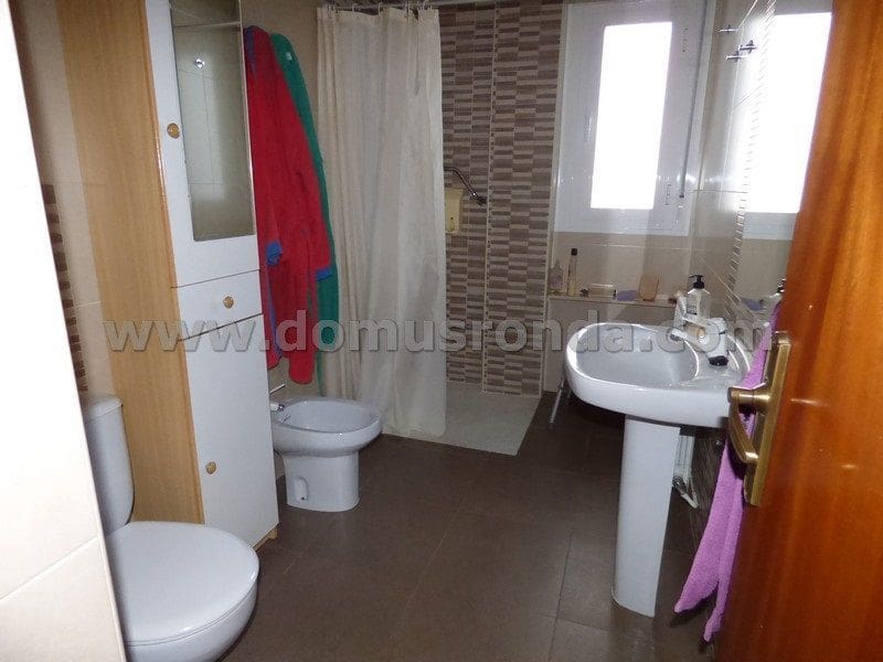 4 soverom Villa til salgs i Ronda med svømmebasseng garasje - € 475 000 (Ref: 8123047)