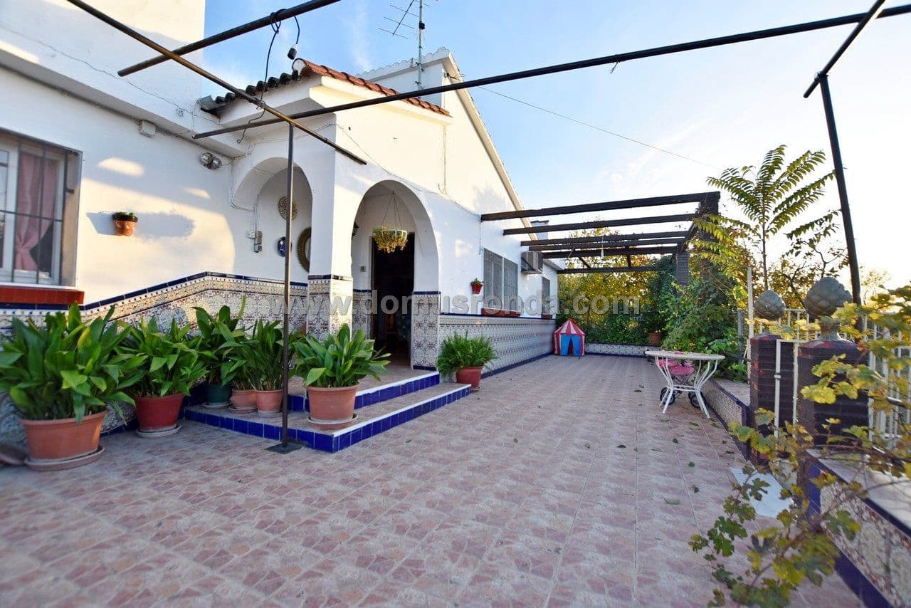 5 slaapkamer Villa te koop in Ronda - € 299.000 (Ref: 8207846)