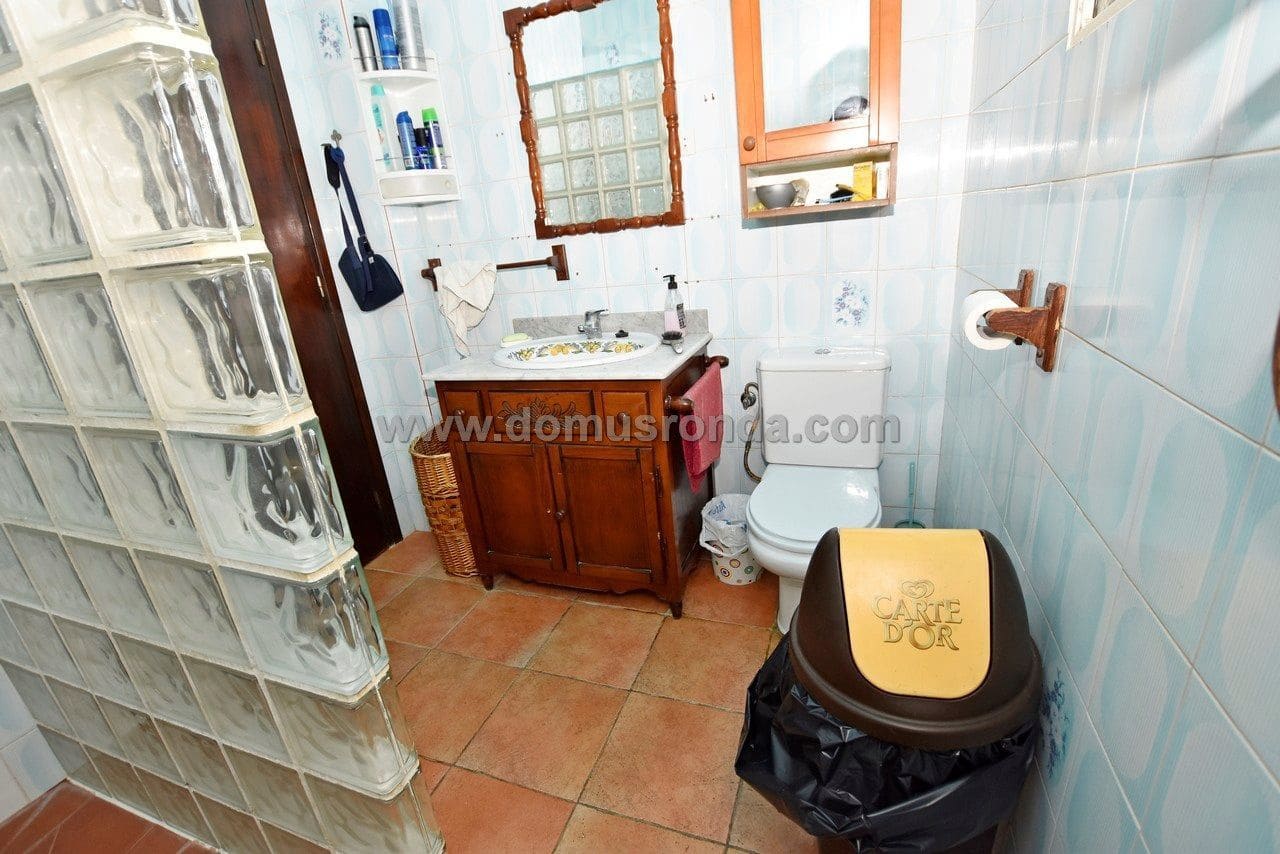 5 slaapkamer Villa te koop in Ronda - € 299.000 (Ref: 8207846)