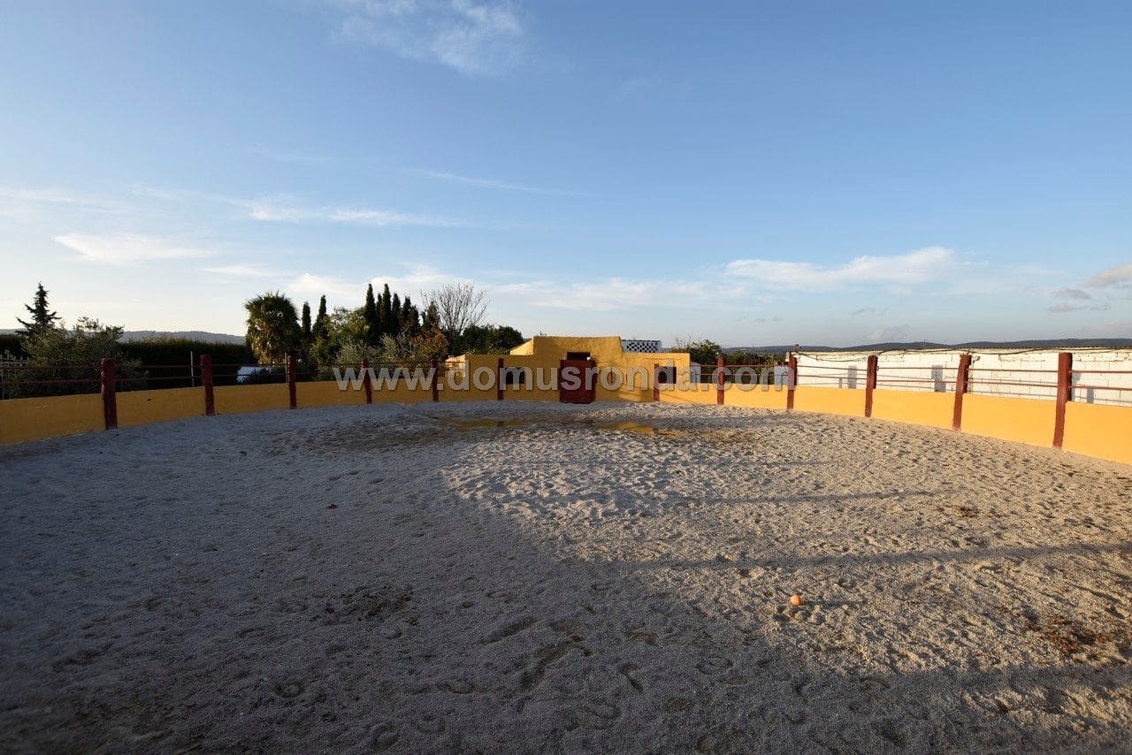 5 slaapkamer Villa te koop in Ronda - € 299.000 (Ref: 8207846)