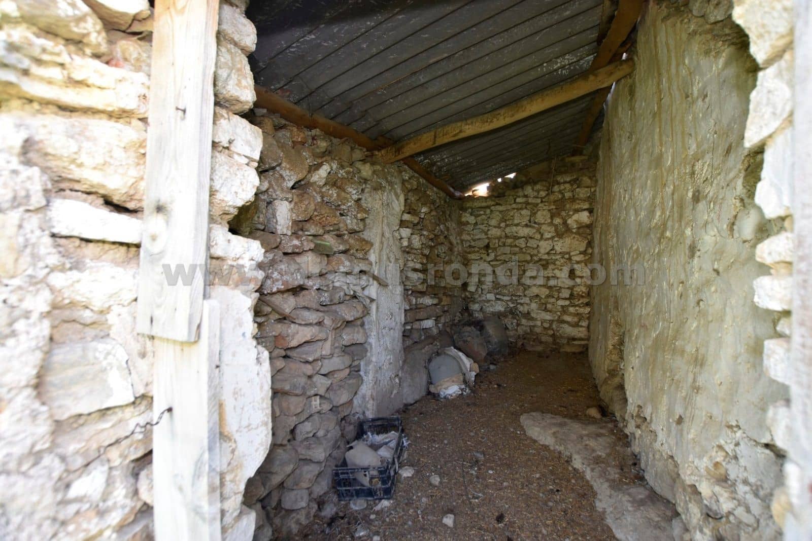 Villa til salg i Ronda - € 79.000 (Ref: 8218050)