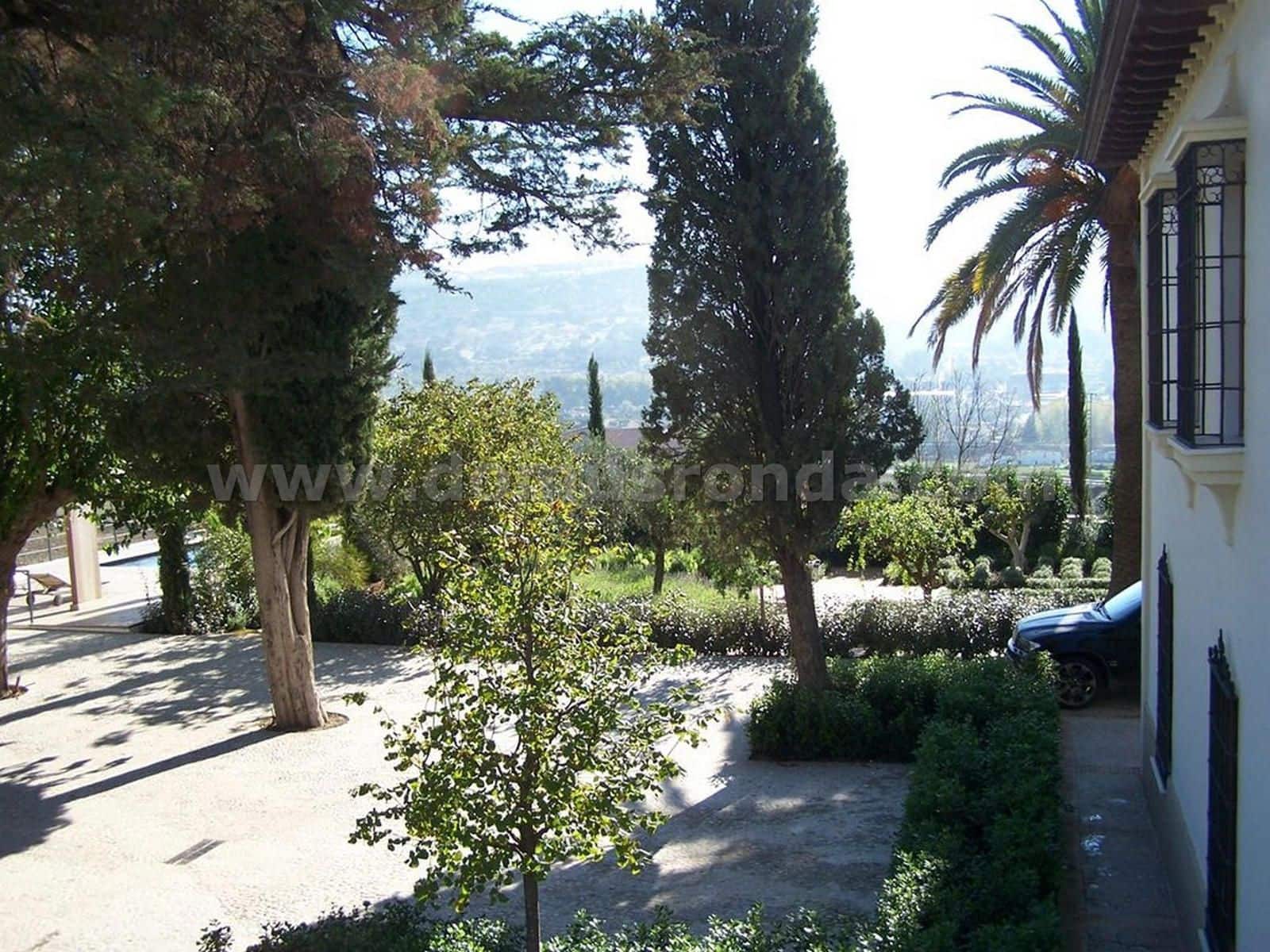 4 soveværelse Villa til salg i Ronda med swimmingpool garage - € 1.500.000 (Ref: 8378327)