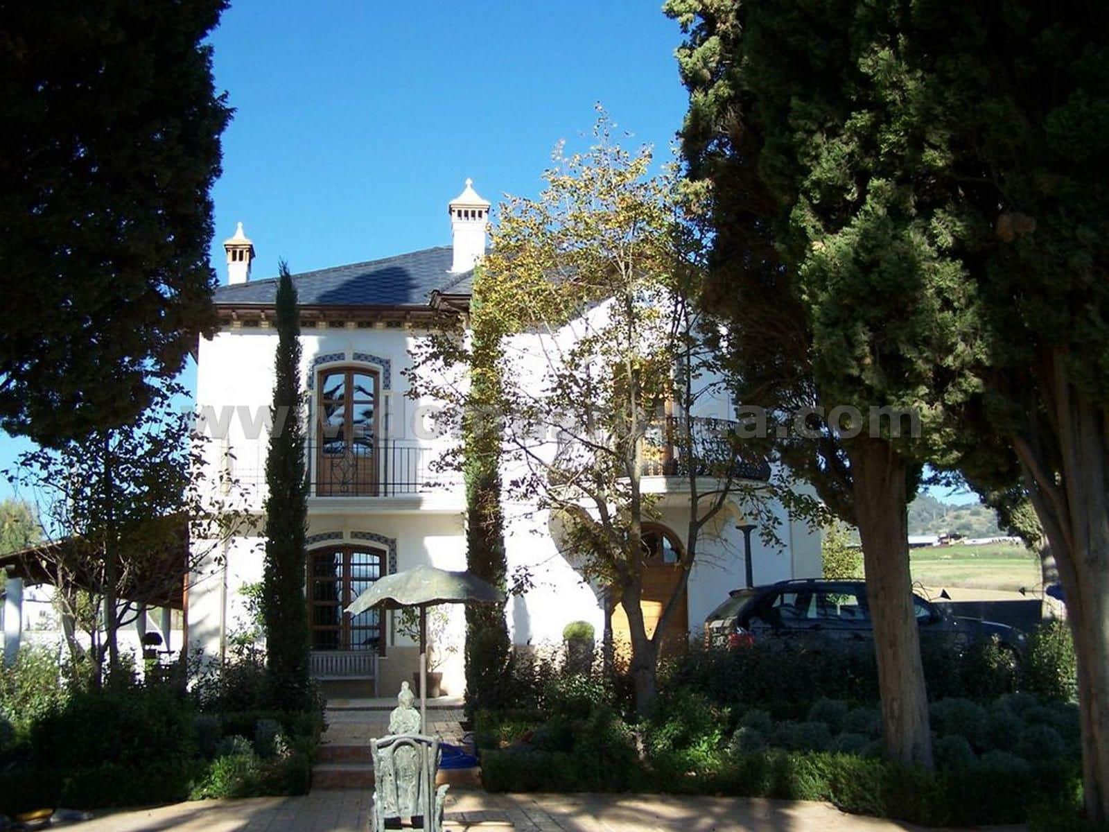 4 soveværelse Villa til salg i Ronda med swimmingpool garage - € 1.500.000 (Ref: 8378327)