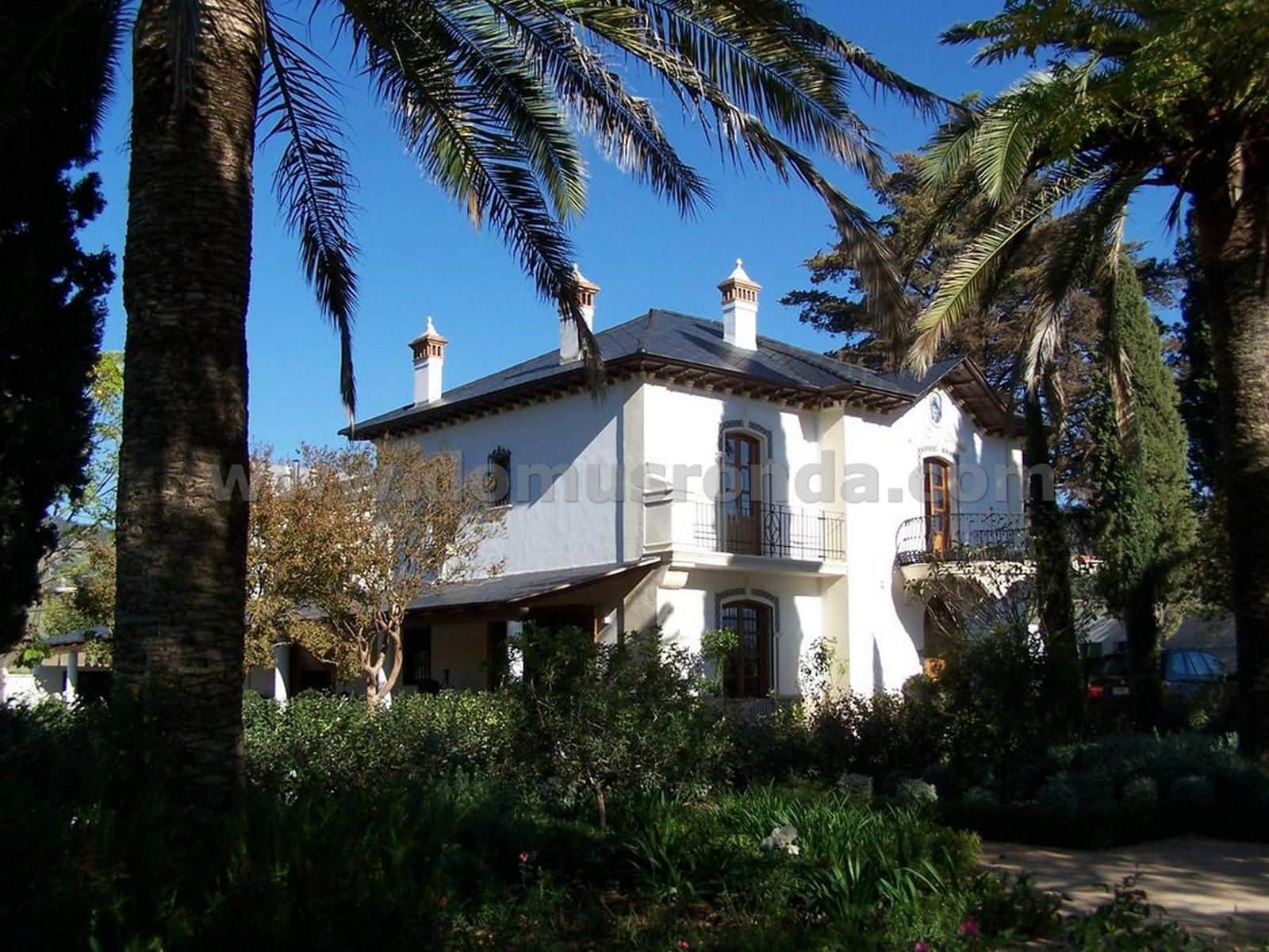 4 soveværelse Villa til salg i Ronda med swimmingpool garage - € 1.500.000 (Ref: 8378327)