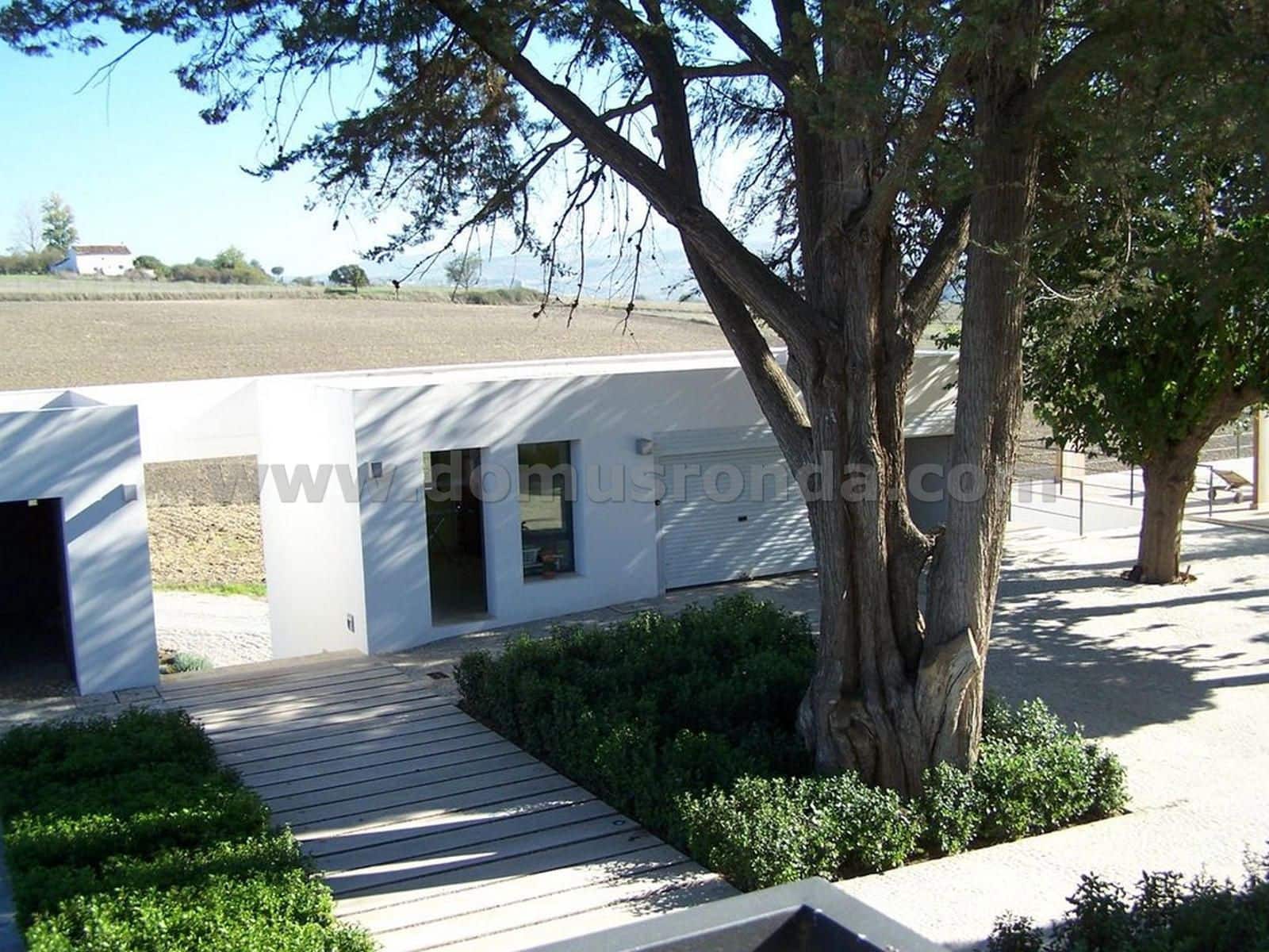 4 soveværelse Villa til salg i Ronda med swimmingpool garage - € 1.500.000 (Ref: 8378327)