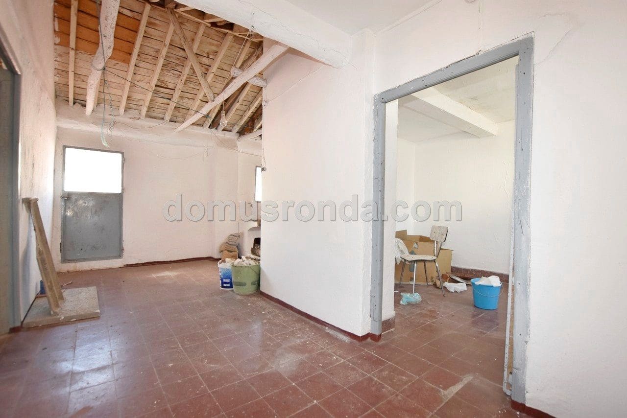 9 soveværelse Restaurant/Bar til salg i Ronda - € 265.000 (Ref: 8479615)