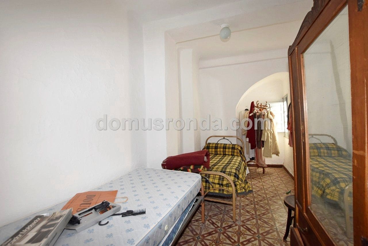 9 soveværelse Restaurant/Bar til salg i Ronda - € 265.000 (Ref: 8479615)