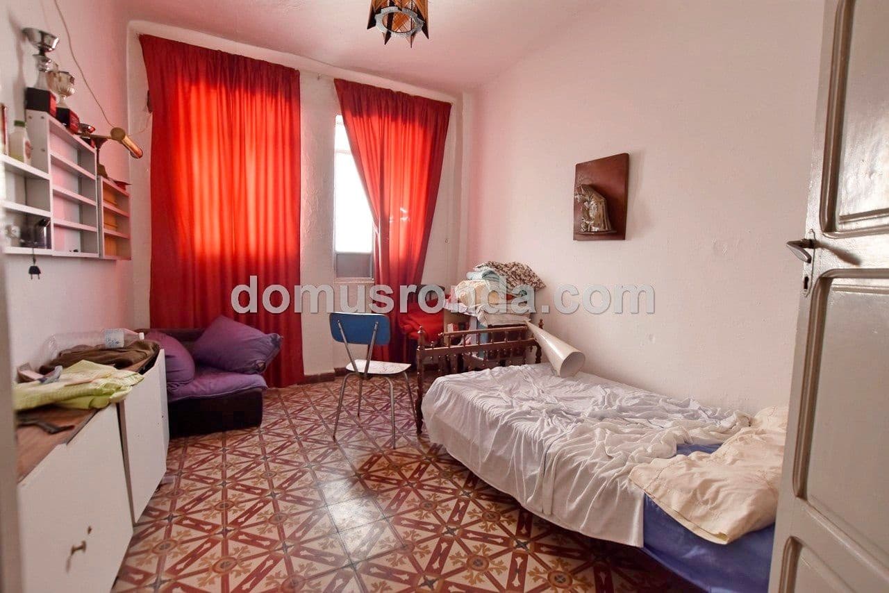 9 soveværelse Restaurant/Bar til salg i Ronda - € 265.000 (Ref: 8479615)