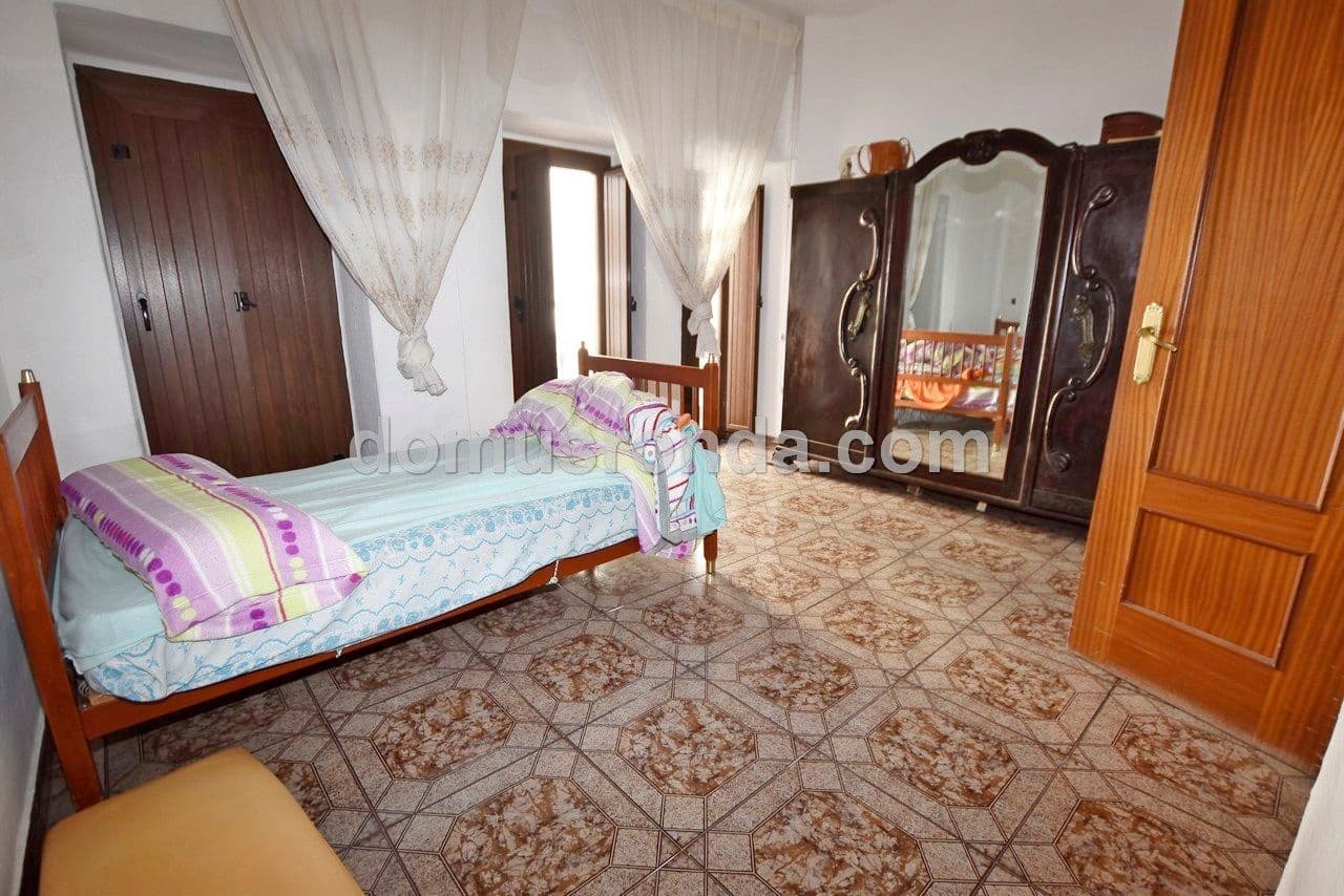 9 soveværelse Restaurant/Bar til salg i Ronda - € 265.000 (Ref: 8479615)