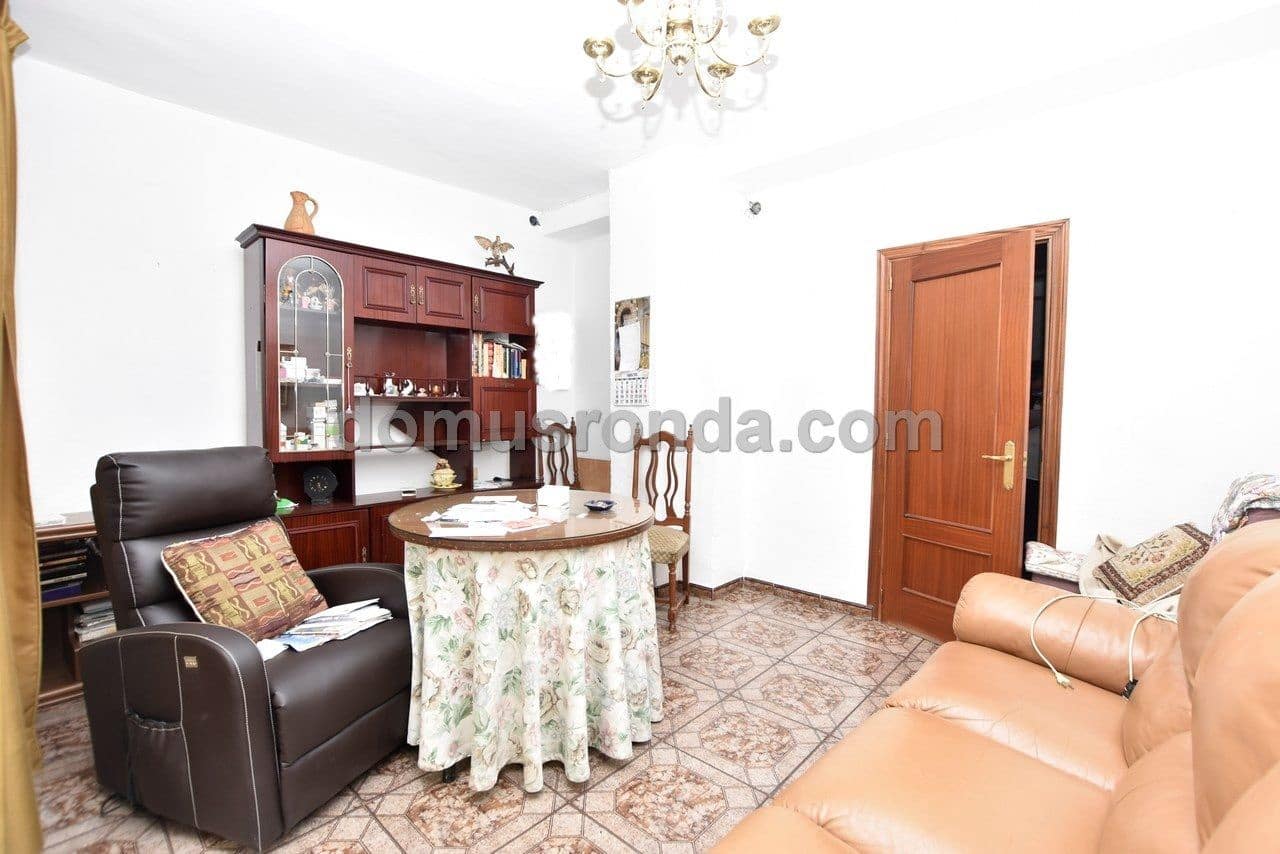 9 soveværelse Restaurant/Bar til salg i Ronda - € 265.000 (Ref: 8479615)