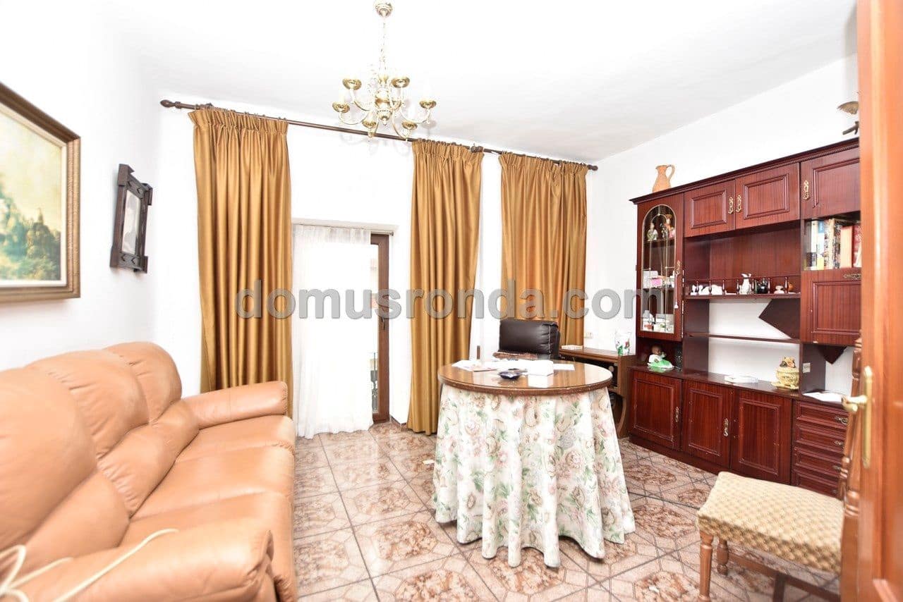 9 soveværelse Restaurant/Bar til salg i Ronda - € 265.000 (Ref: 8479615)