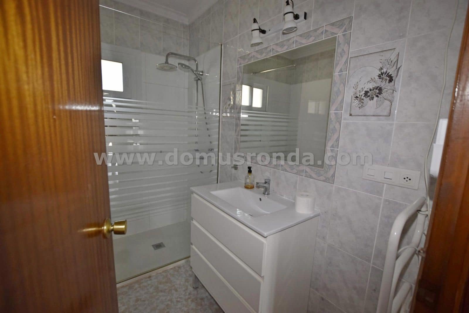 2 soveværelse Villa til salg i Ronda med swimmingpool garage - € 350.000 (Ref: 8494368)