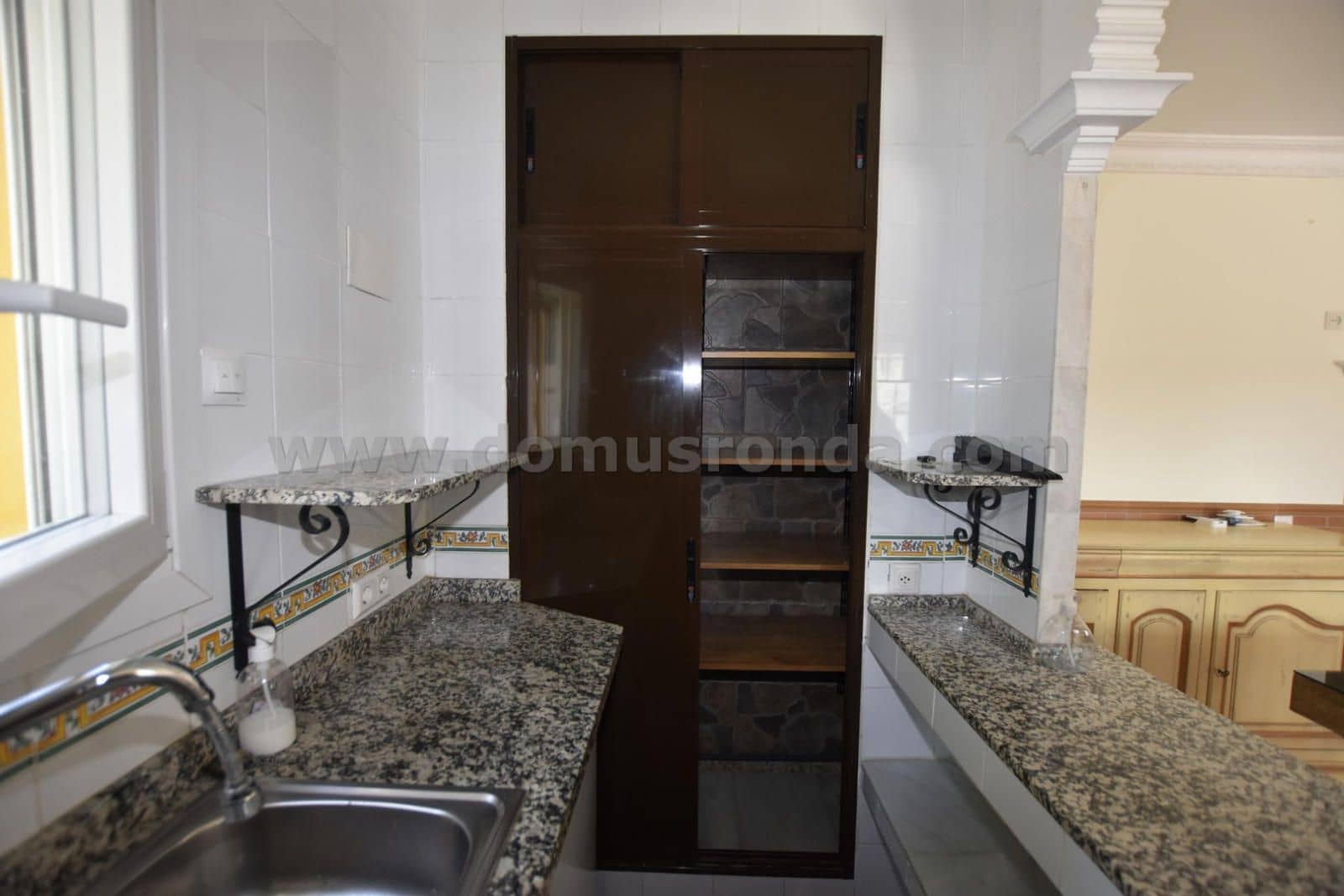 2 soveværelse Villa til salg i Ronda med swimmingpool garage - € 350.000 (Ref: 8494368)