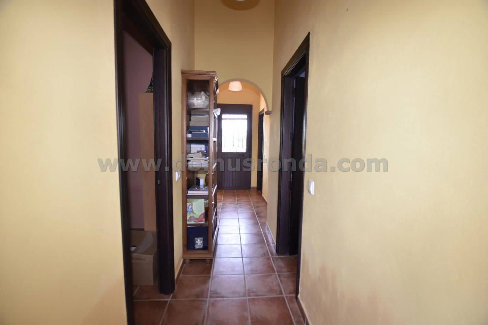 6 soverom Villa til salgs i Arriate med garasje - € 430 000 (Ref: 8515048)