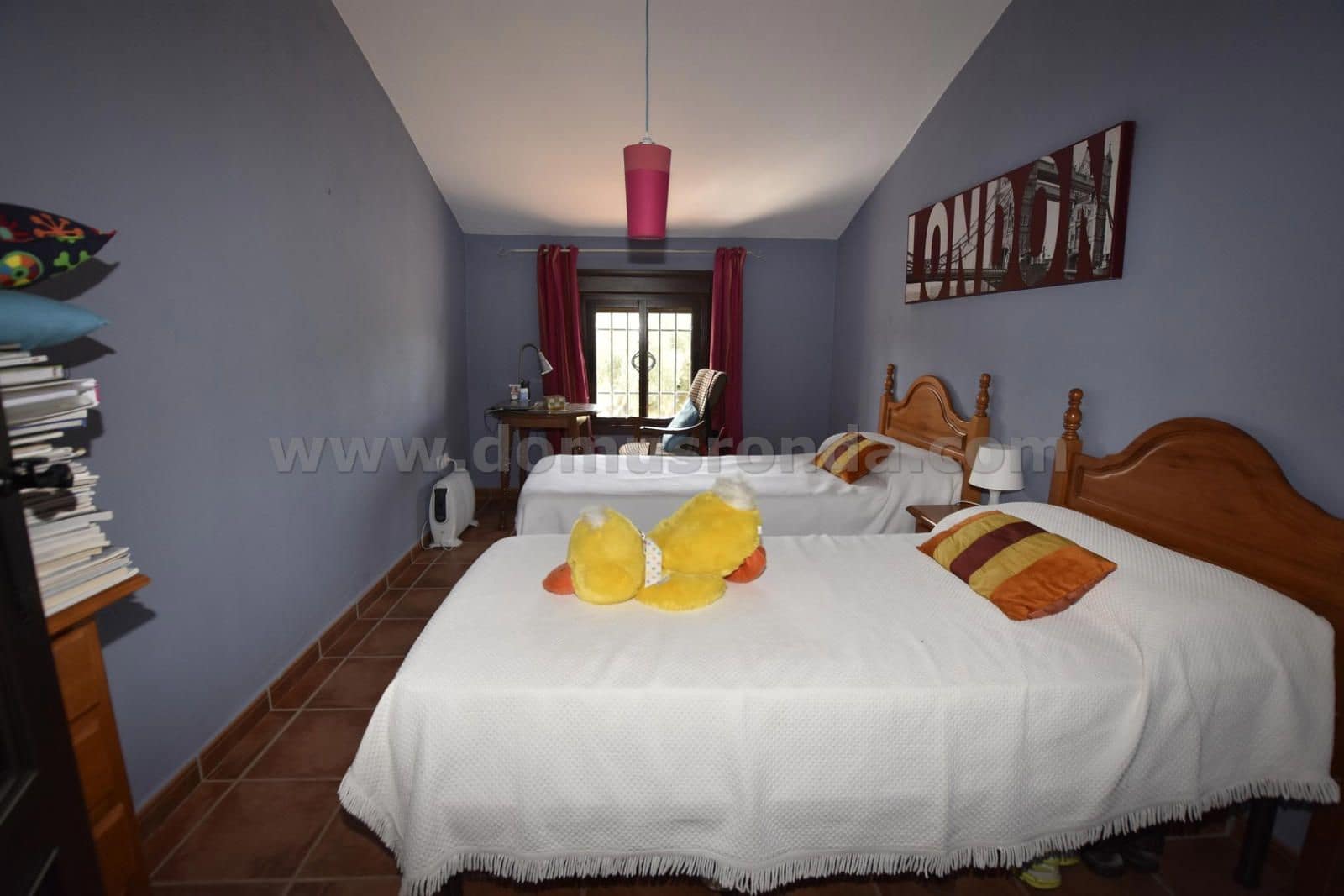 6 soverom Villa til salgs i Arriate med garasje - € 430 000 (Ref: 8515048)