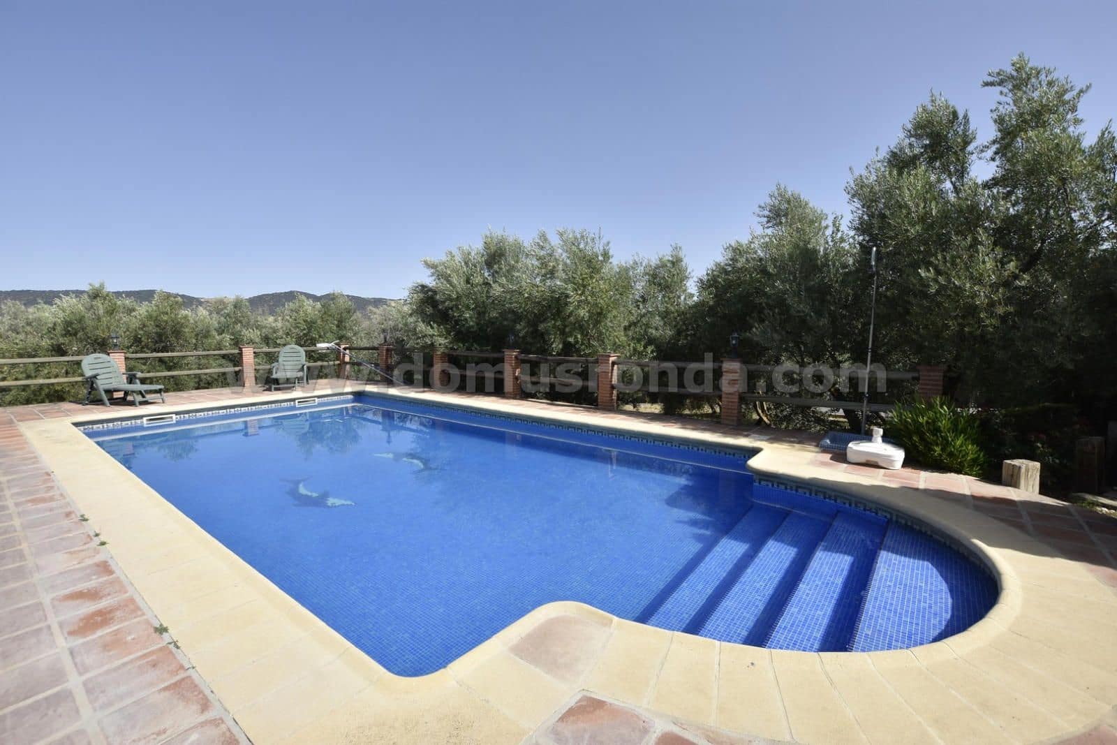 6 soverom Villa til salgs i Arriate med garasje - € 430 000 (Ref: 8515048)