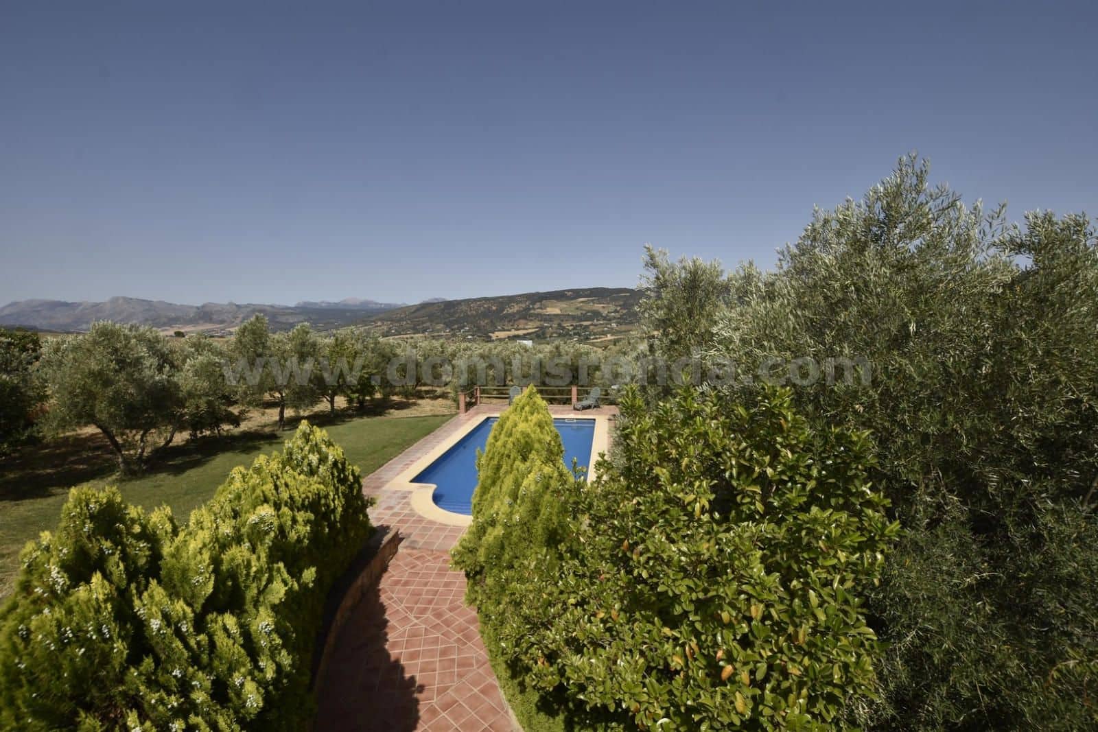 6 soverom Villa til salgs i Arriate med garasje - € 430 000 (Ref: 8515048)