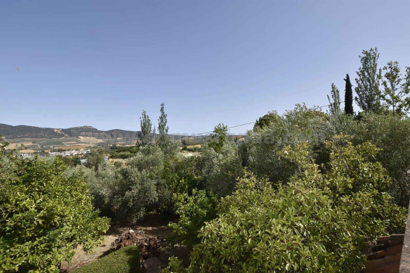 6 soverom Villa til salgs i Arriate med garasje - € 430 000 (Ref: 8515048)