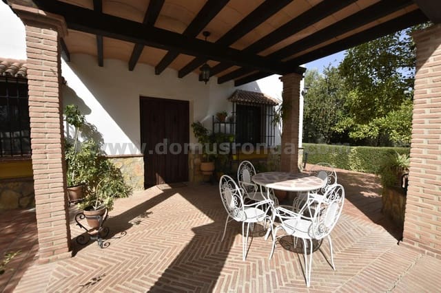 6 soveværelse Villa til salg i Arriate med garage - € 430.000 (Ref: 8515048)