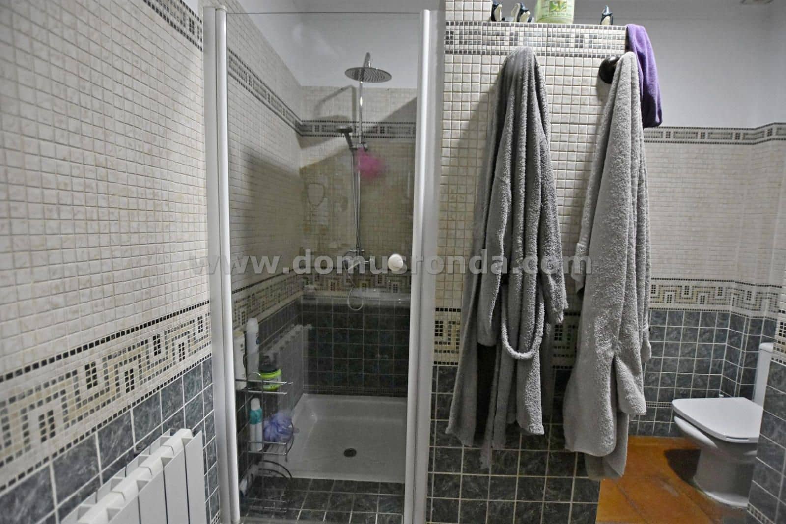 4 bedroom Villa for sale in Ronda - € 375,000 (Ref: 8531235)