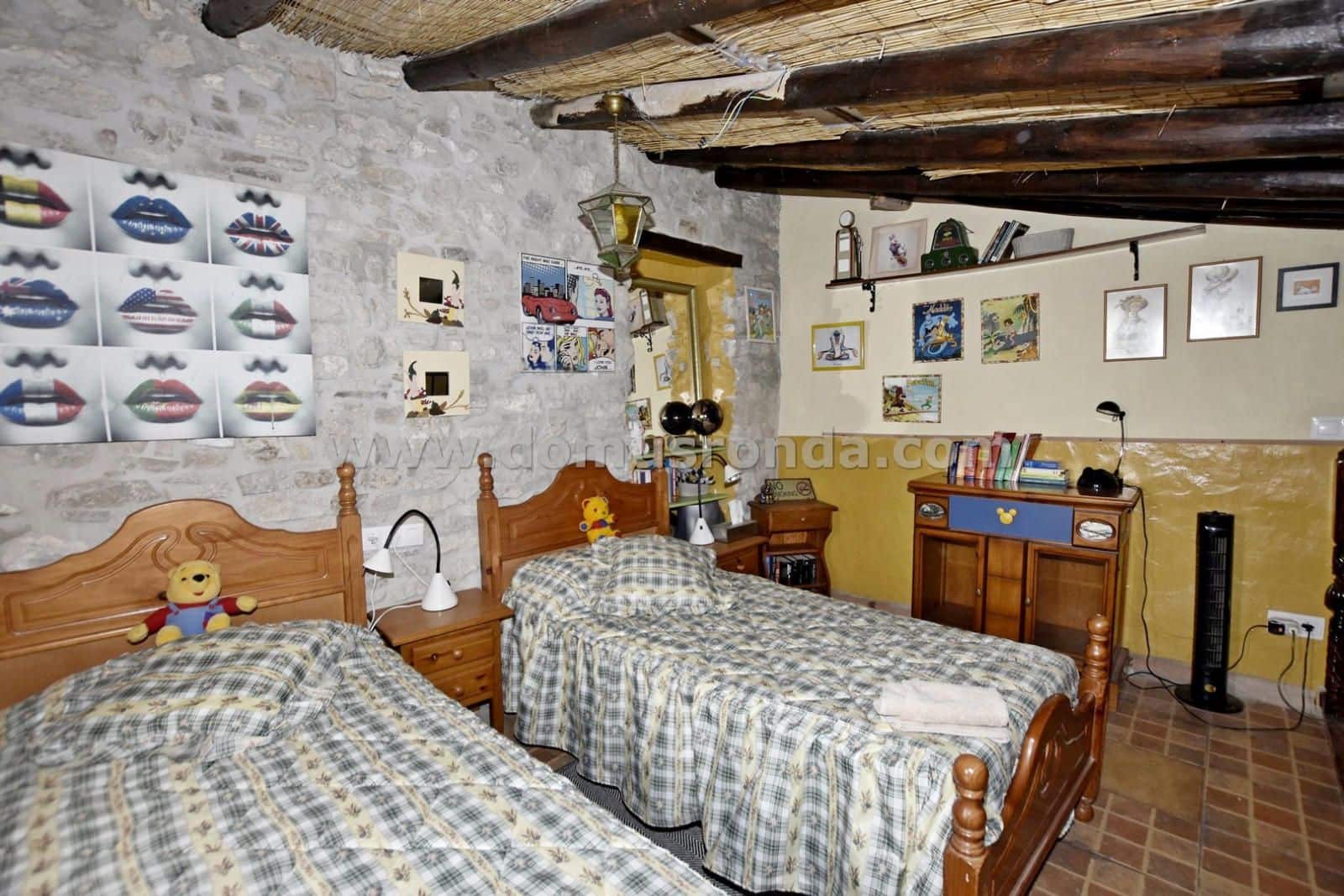 3 sypialnia Willa na sprzedaż w Montejaque - 120 000 € (Ref: 8535707)