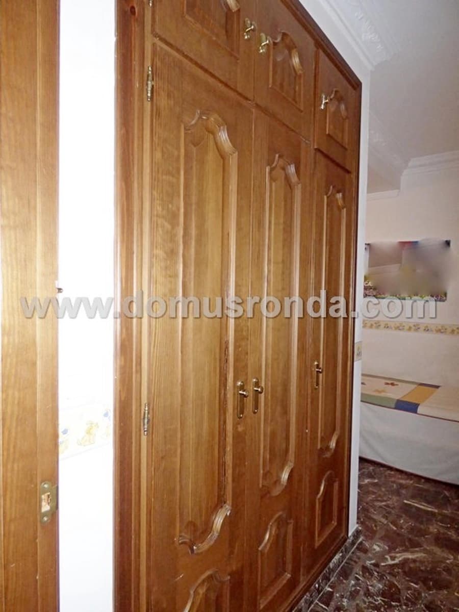 3 soveværelse Lejlighed til salg i Ronda - € 270.000 (Ref: 8647243)