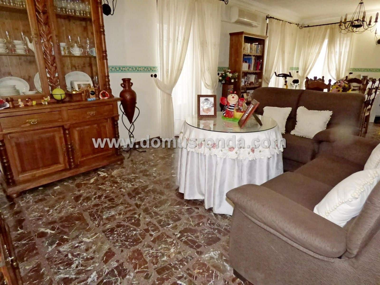 3 soveværelse Lejlighed til salg i Ronda - € 270.000 (Ref: 8647243)